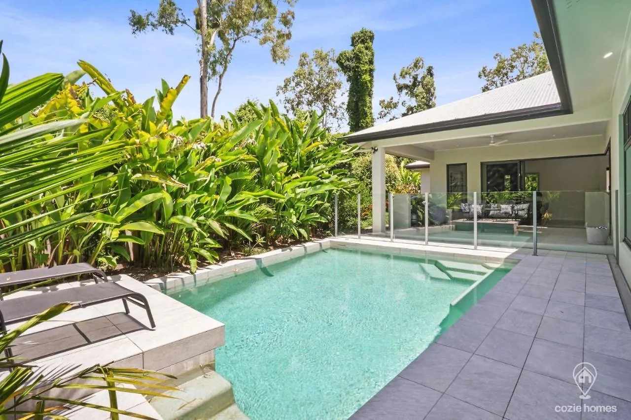 Semesterbostad House Heliconia - Luxury Living In Palm Cove Villa Australien