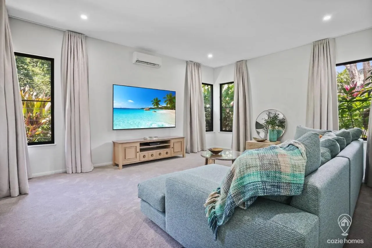 House Heliconia - Luxury Living In Palm Cove Villa Semesterbostad